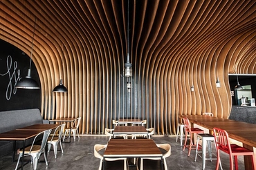 Thiết kế độc đáo với nội thất cafe gỗ: Tạo dấu ấn riêng cho quán của bạn