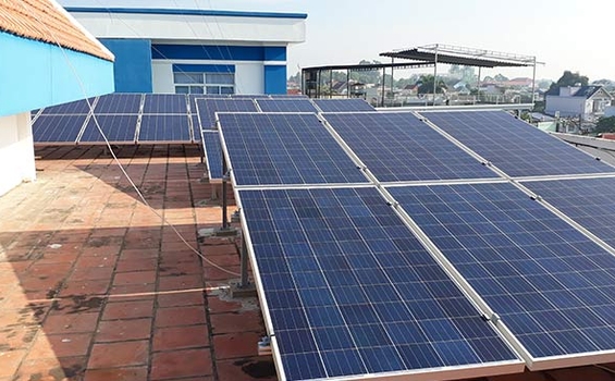 Giải pháp chống nóng nhà bằng hệ thống pin mặt trời