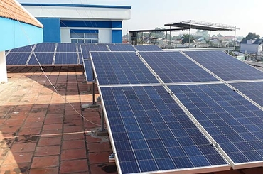 Giải pháp chống nóng nhà bằng hệ thống pin mặt trời