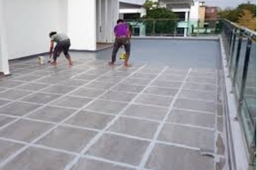 Gạch lát sân thượng chống thấm: Sự lựa chọn thông minh cho không gian ngoài trời