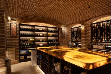 Hầm Rượu Cá Nhân: Sự Kết Hợp Hoàn Hảo Giữa Đam Mê và Sáng Tạo