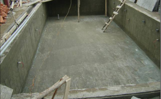 Quy trình chống thấm bể bơi bằng vật liệu gốc xi măng