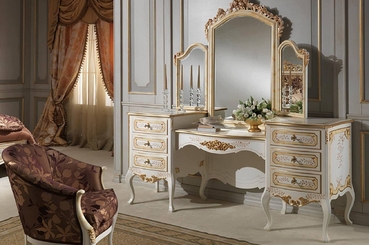 Bàn Trang Điểm Tân Cổ Điển - Bí Quyết Tạo Nên Không Gian Làm Đẹp Hoàn Hảo