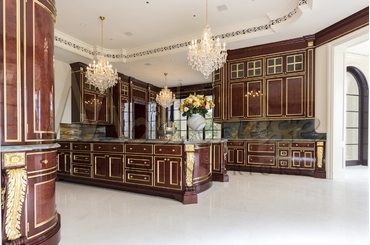 Tận Hưởng Không Gian Nấu Ăn Sang Trọng với Bếp Tân Cổ Điển
