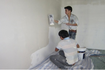 Tường nhà thì nên bả tường 1 lớp hay 2 lớp để đảm bảo
