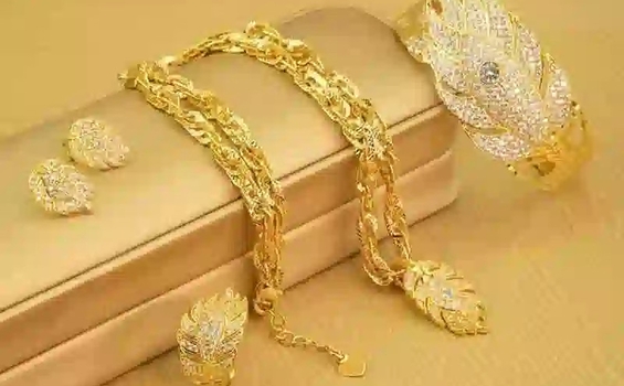 Vàng tây bao nhiêu 1 chỉ? Cập nhật mới nhất hôm nay!