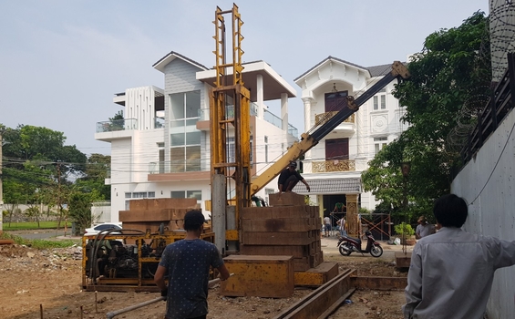 Tại Sao Cần Ép Cọc Móng Nhà và Lợi Ích Của Nó Trong Xây Dựng