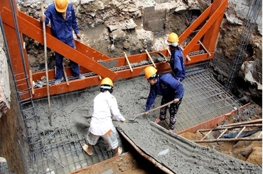 Quy Trình Chuẩn Khi Đổ Bê Tông Nền Móng Cho Công Trình Xây Dựng