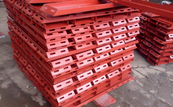 Tìm hiểu tất tần tật về cốp pha sắt dùng trong xây dựng