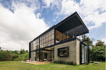 Giá Nhà Khung Thép Năm 2024: Cập Nhật Mới Nhất và Dự Đoán