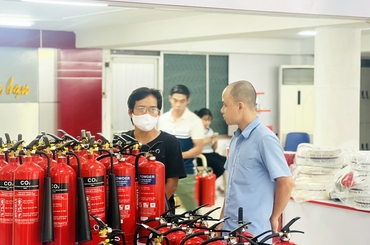 Bình Xịt Phòng Cháy Chữa Cháy: Giải Pháp An Toàn Cho Mọi Gia Đình