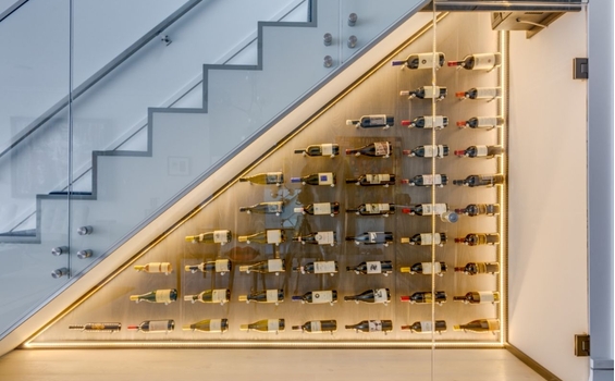 10 Ý Tưởng Trang Trí Gầm Cầu Thang Độc Đáo Cho Không Gian Ấn Tượng