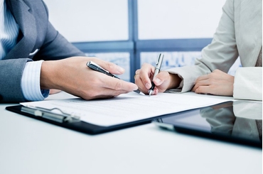 Những Mục Quan Trọng Trong Hợp Đồng Thuê Thợ Xây Nhà Bạn Không Nên Bỏ Qua