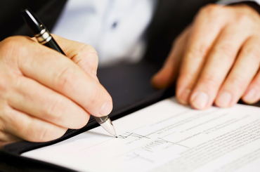 Hợp Đồng Thuê Thợ Xây Nhà: Các Điều Khoản Cần Có Để Tránh Tranh Chấp