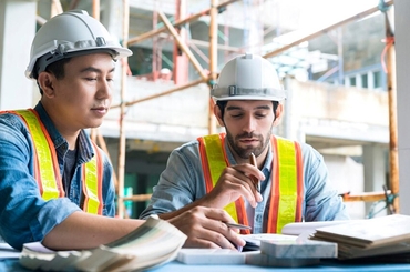 Thuê giám sát thi công là gì? Chủ nhà cần hiểu đúng trước khi xây nhà