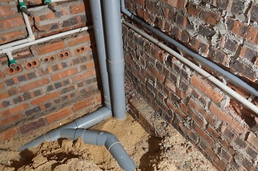 Giám Sát Thi Công Hệ Thống Nước Trong Nhà Dân Dụng Cần Lưu Ý Những Gì?