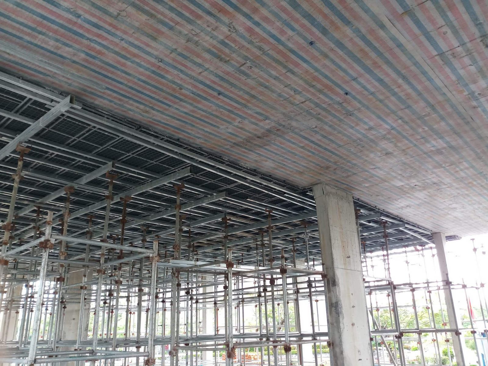 quy trình tháo dỡ cốp pha