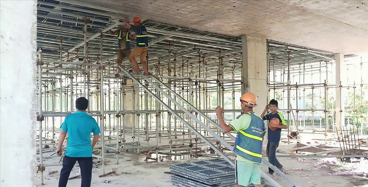 quy trình tháo dỡ cốp pha
