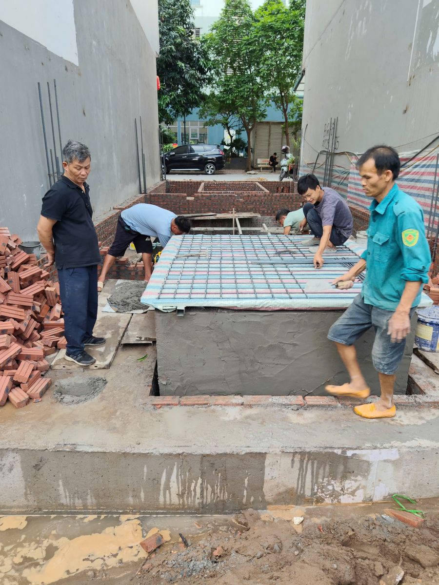 có nên tự giám sát xây nhà