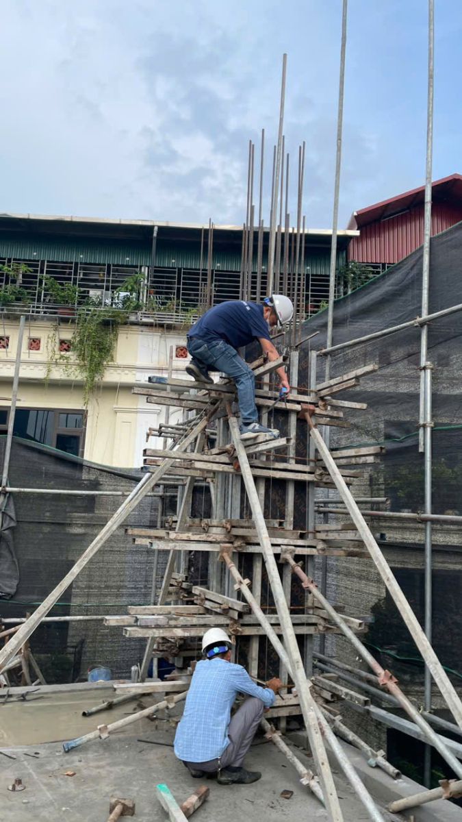 tự giám sát xây nhà