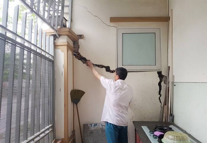 Xây Nhà Liền Kề Sát Hàng Xóm