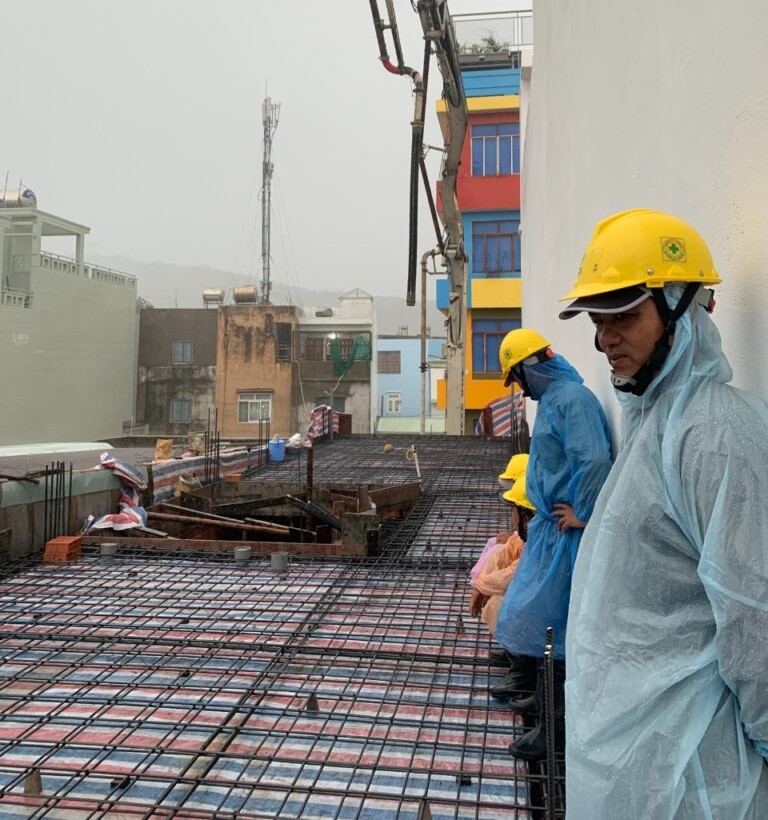công trình đang thi công cần làm gì khi có bão